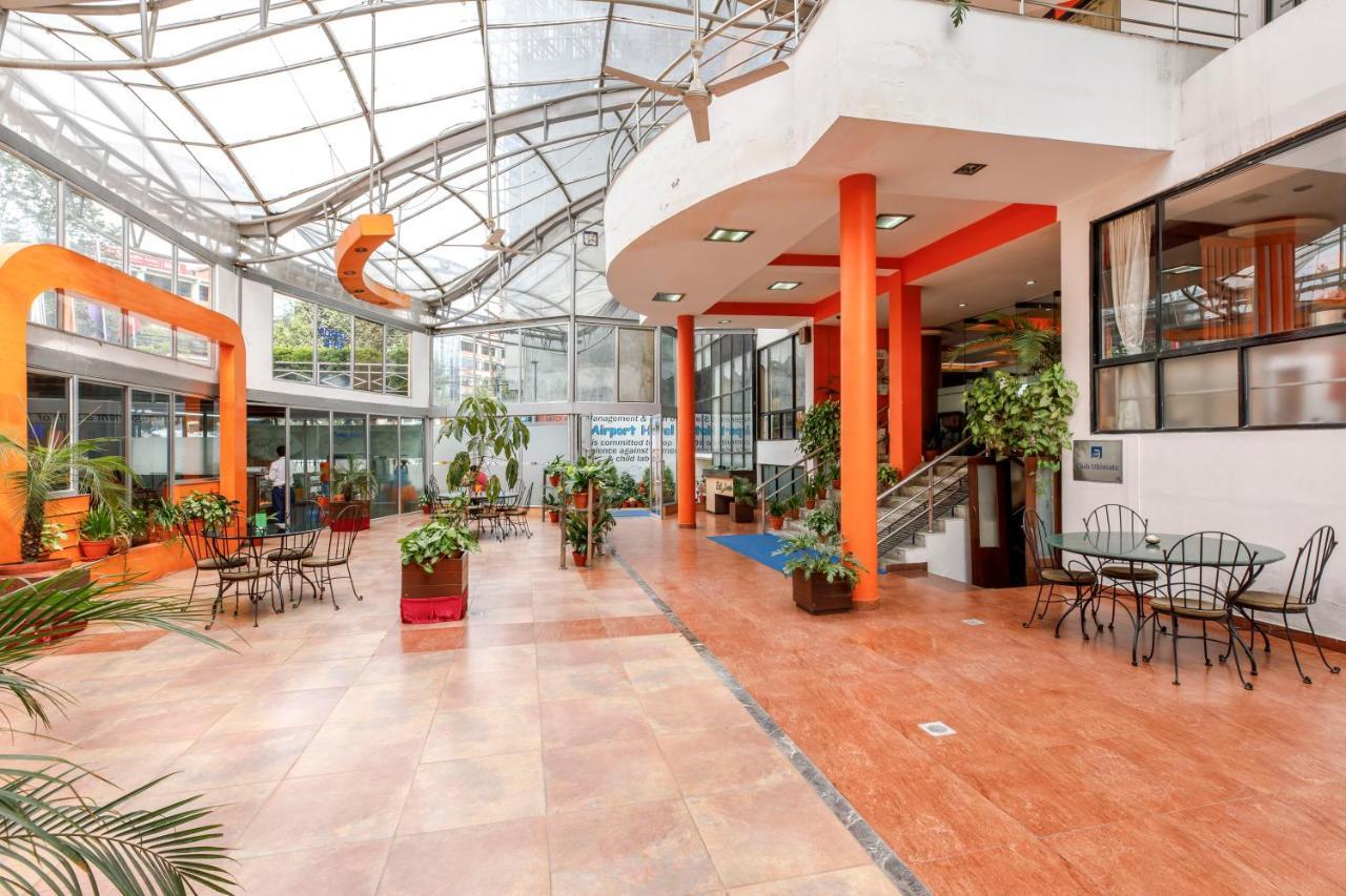 Airport Hotel Катманду Экстерьер фото
