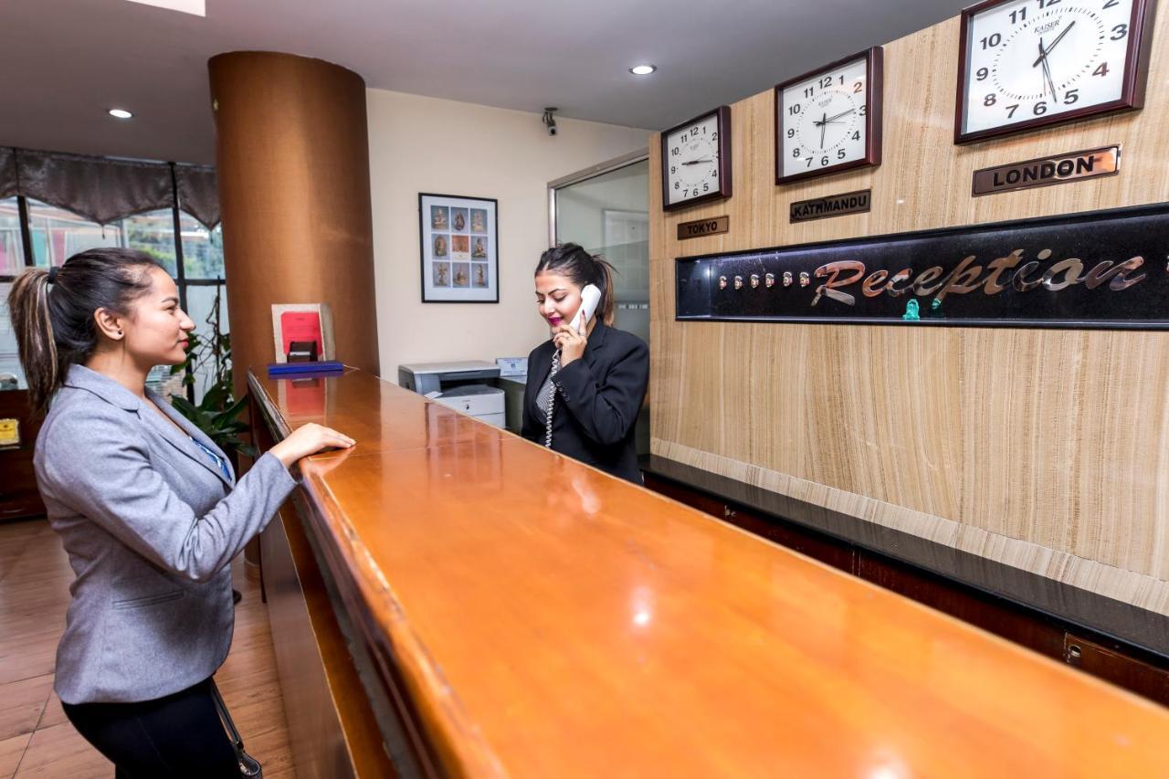 Airport Hotel Катманду Экстерьер фото